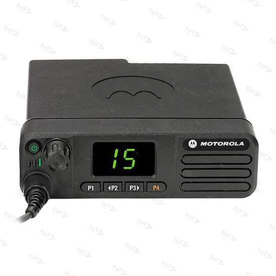 Автомобильная рация Motorola DM4400