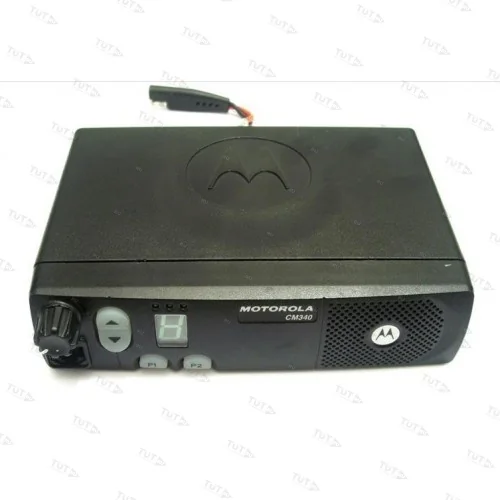 Автомобильная рация Motorola CM340