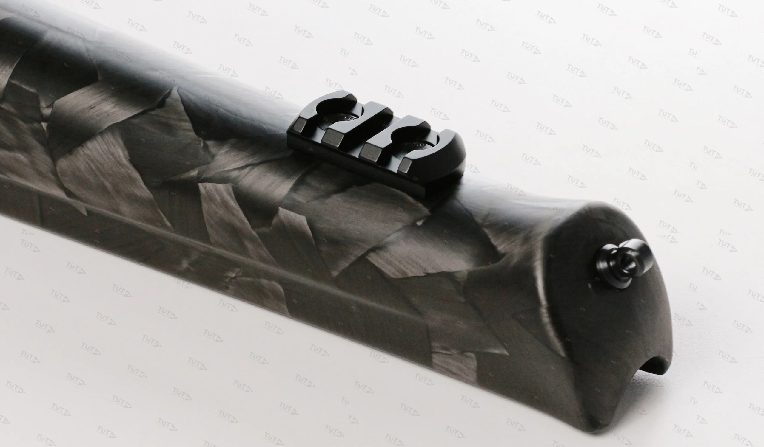 Карбоновая ложа Raven Euro для карабина Blaser R8 (M82 standart) камо