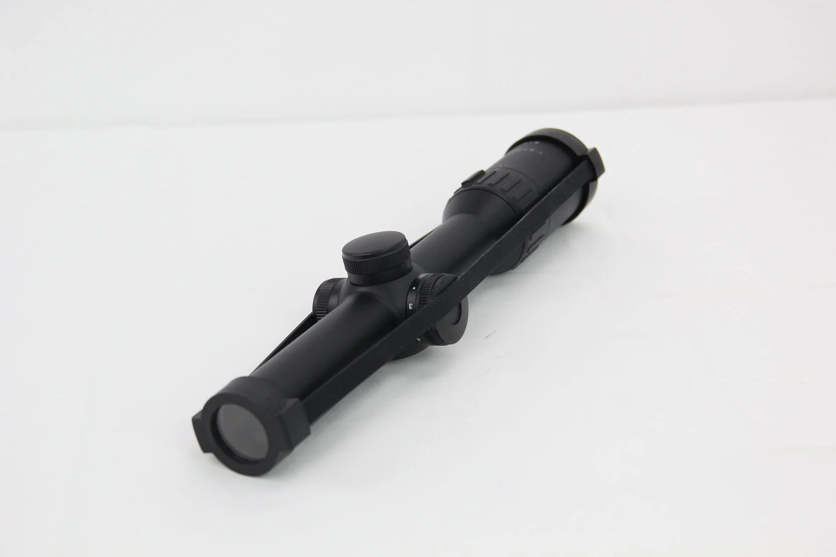 Оптический прицел Longot 1-6x24 IR